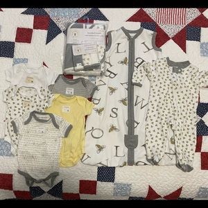 SOLD Burt’s Bees 0-3 month baby bundle